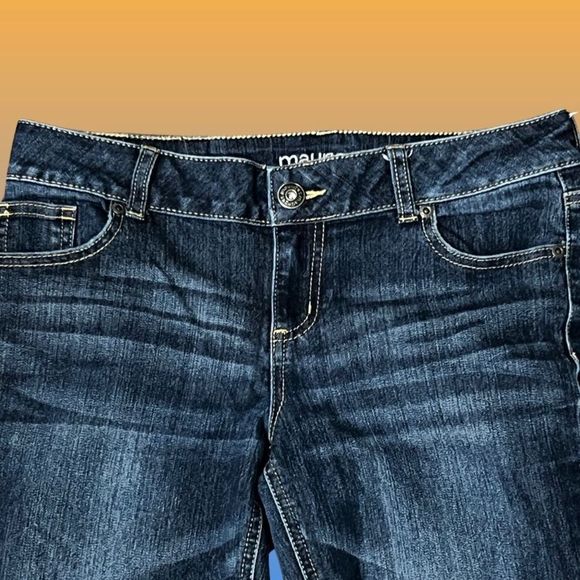 Maurice’s Dark Wash Straight Leg Jeans Size 7/8 - Picture 2 of 5